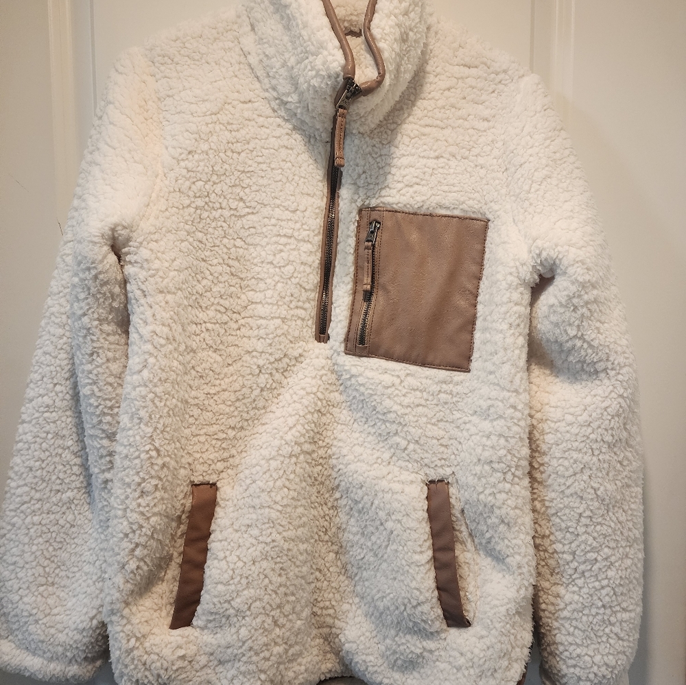 Abercrombie sherpa half zip sweater